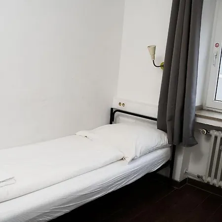 Station - Hostel For Backpackers-3
